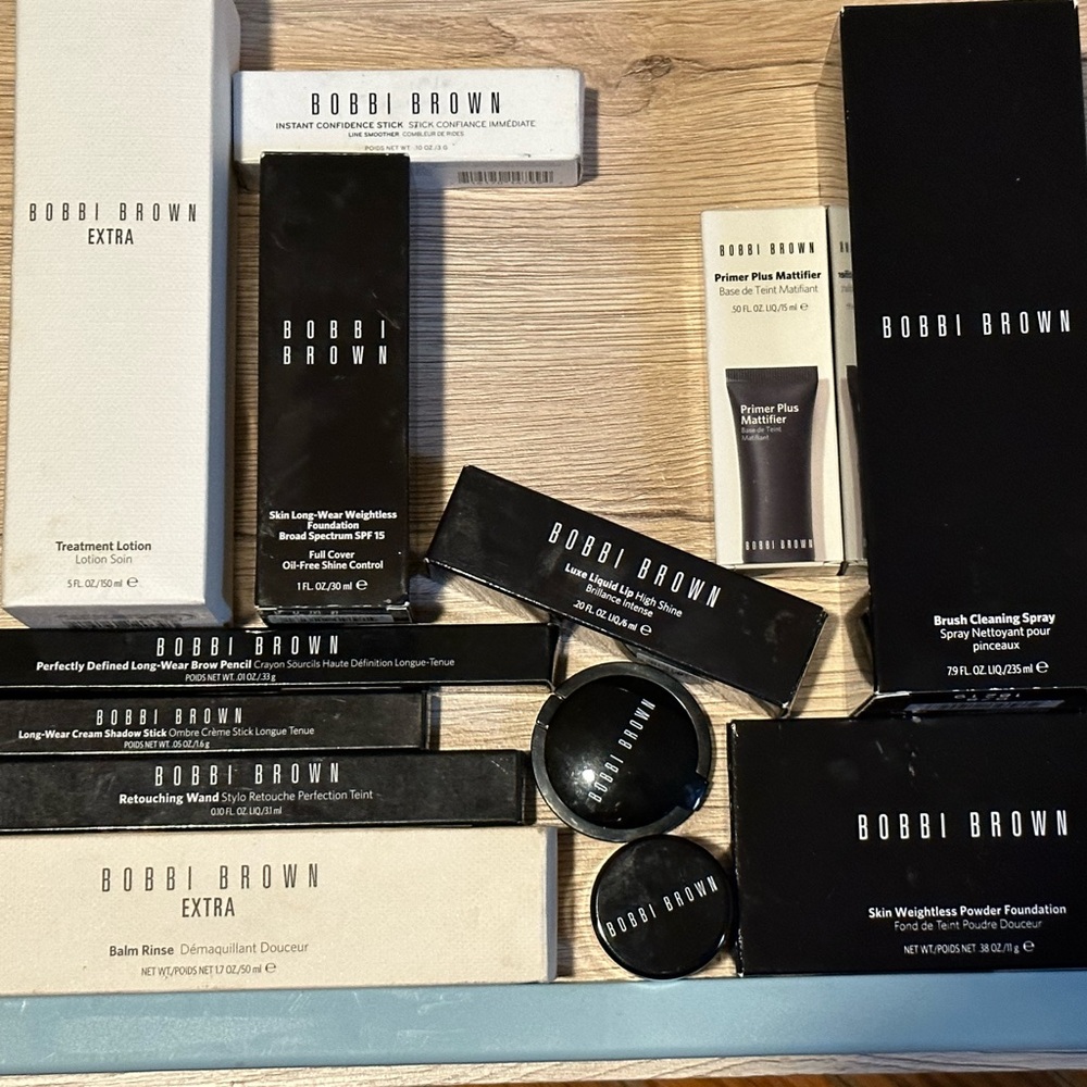 13 Brand new Bobbi Brown Face Bundle
